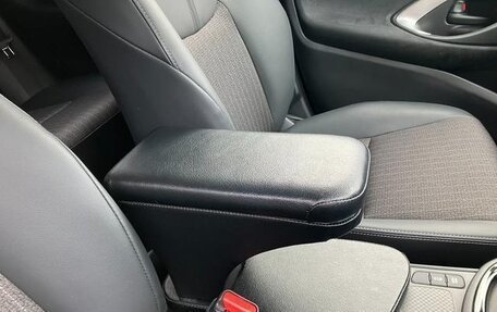 Toyota Yaris Cross, 2022 год, 1 500 000 рублей, 21 фотография