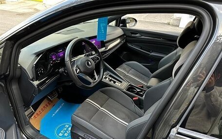 Volkswagen Golf VIII, 2022 год, 1 830 000 рублей, 11 фотография