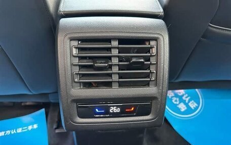 Volkswagen Golf VIII, 2022 год, 1 830 000 рублей, 10 фотография