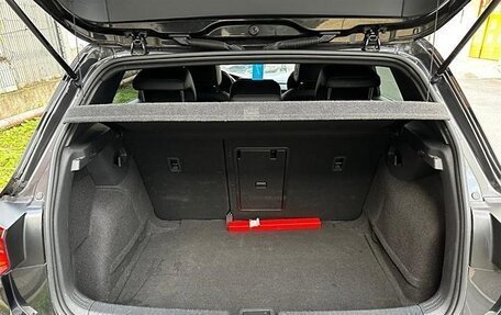 Volkswagen Golf VIII, 2022 год, 1 830 000 рублей, 18 фотография