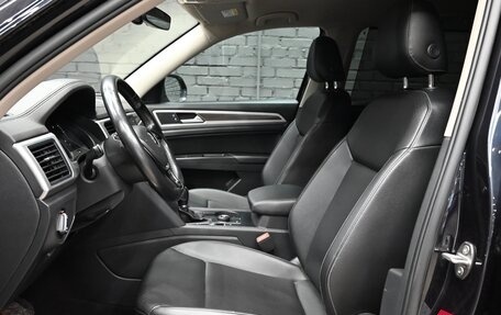 Volkswagen Teramont I, 2018 год, 3 590 000 рублей, 10 фотография