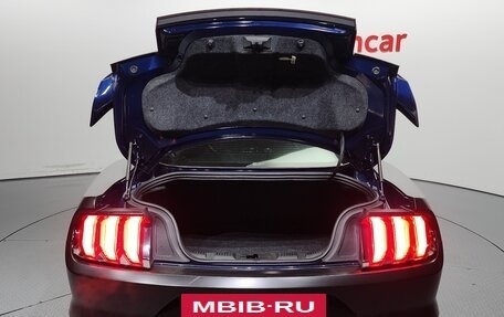 Ford Mustang VI рестайлинг, 2020 год, 2 430 000 рублей, 8 фотография