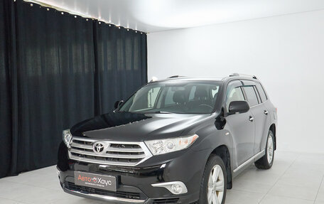 Toyota Highlander III, 2012 год, 2 345 000 рублей, 3 фотография
