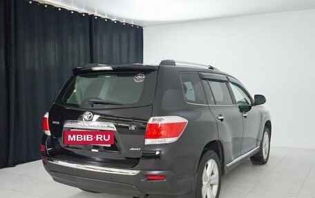 Toyota Highlander III, 2012 год, 2 345 000 рублей, 7 фотография
