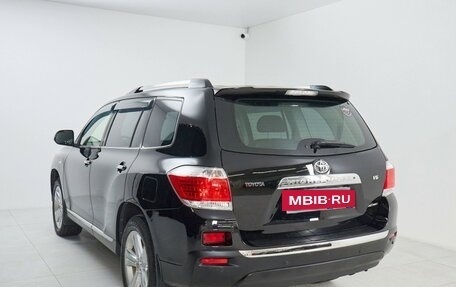 Toyota Highlander III, 2012 год, 2 345 000 рублей, 5 фотография