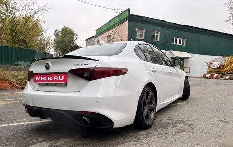 Alfa Romeo Giulia II, 2017 год, 1 600 000 рублей, 6 фотография