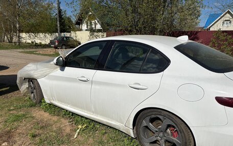 Alfa Romeo Giulia II, 2017 год, 1 600 000 рублей, 5 фотография