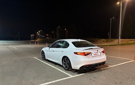 Alfa Romeo Giulia II, 2017 год, 1 600 000 рублей, 9 фотография