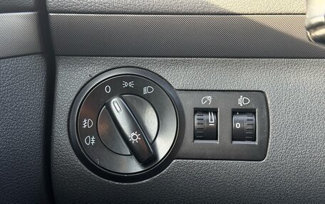 Volkswagen Touran III, 2007 год, 705 000 рублей, 15 фотография