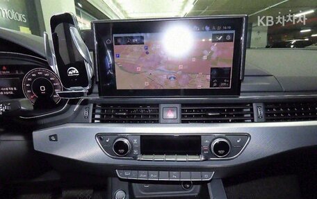 Audi A4, 2021 год, 2 510 000 рублей, 16 фотография