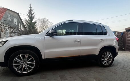 Volkswagen Tiguan I, 2013 год, 1 970 000 рублей, 2 фотография