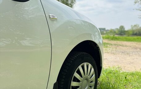 Renault Logan II, 2019 год, 960 000 рублей, 17 фотография