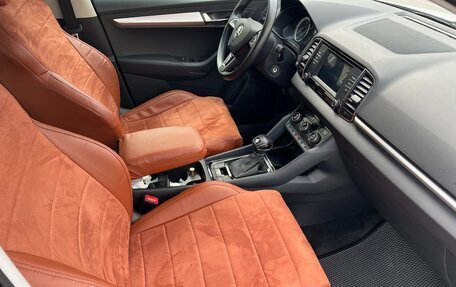 Skoda Karoq I, 2020 год, 2 200 000 рублей, 18 фотография