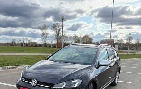 Volkswagen Golf VII, 2018 год, 1 530 000 рублей, 3 фотография