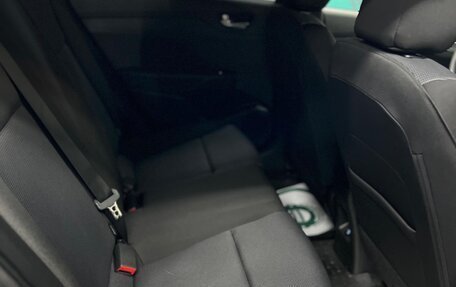 Hyundai Solaris II рестайлинг, 2021 год, 2 000 000 рублей, 28 фотография