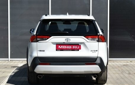 Toyota RAV4, 2025 год, 4 230 000 рублей, 4 фотография