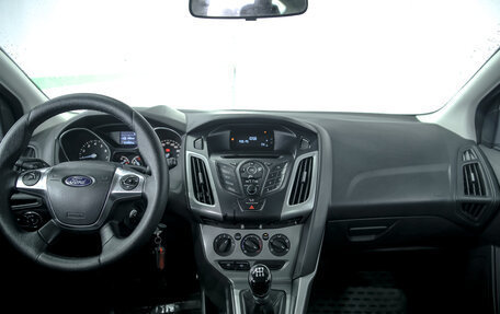 Ford Focus III, 2014 год, 900 000 рублей, 3 фотография