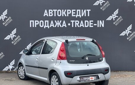 Peugeot 107 I рестайлинг, 2011 год, 575 000 рублей, 4 фотография