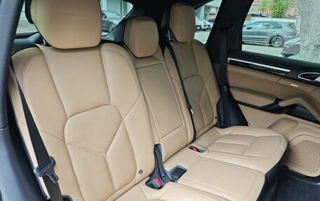Porsche Cayenne III, 2016 год, 3 897 000 рублей, 22 фотография