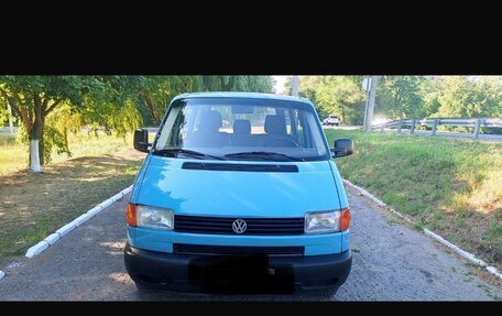 Volkswagen Transporter T4, 2000 год, 1 250 000 рублей, 2 фотография