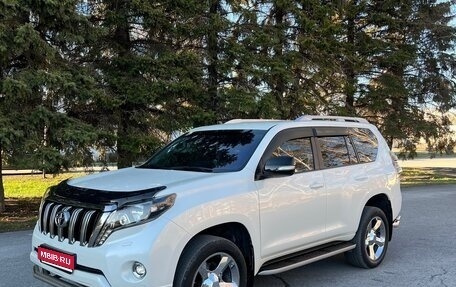 Toyota Land Cruiser Prado 150 рестайлинг 2, 2016 год, 4 550 000 рублей, 1 фотография