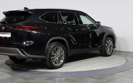 Toyota Highlander, 2024 год, 7 190 000 рублей, 6 фотография