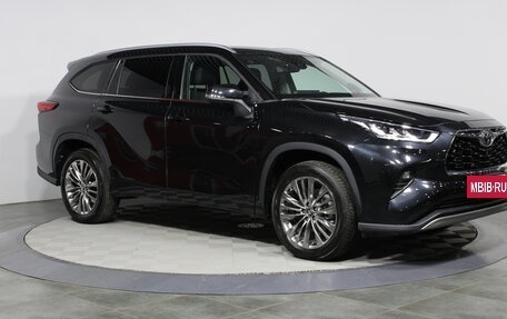 Toyota Highlander, 2024 год, 7 190 000 рублей, 4 фотография