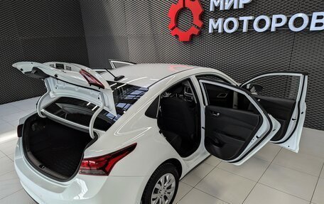 Hyundai Solaris II рестайлинг, 2019 год, 1 385 000 рублей, 11 фотография