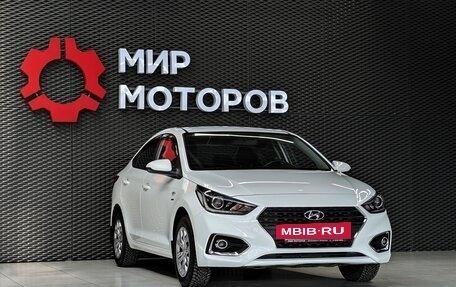 Hyundai Solaris II рестайлинг, 2019 год, 1 385 000 рублей, 3 фотография