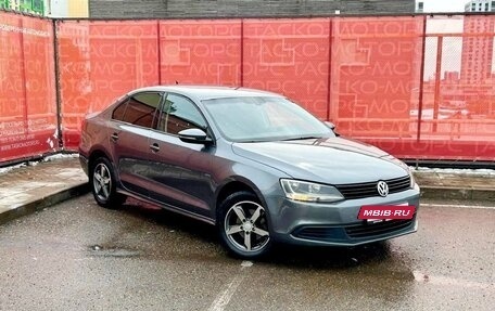 Volkswagen Jetta VI, 2013 год, 1 149 000 рублей, 2 фотография