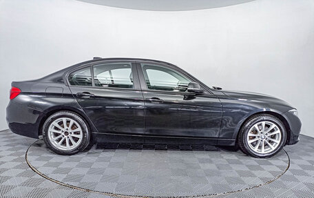 BMW 3 серия, 2018 год, 2 550 000 рублей, 4 фотография