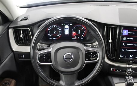 Volvo XC60 II, 2019 год, 3 750 000 рублей, 8 фотография