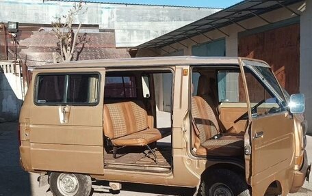Mitsubishi Minicab, 1990 год, 380 000 рублей, 2 фотография