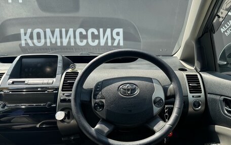 Toyota Prius, 2010 год, 885 000 рублей, 12 фотография