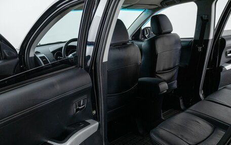 Mitsubishi Outlander III рестайлинг 3, 2011 год, 1 545 000 рублей, 13 фотография
