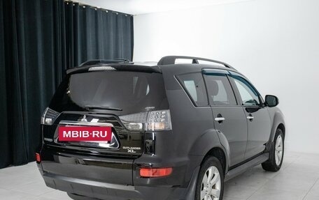Mitsubishi Outlander III рестайлинг 3, 2011 год, 1 545 000 рублей, 7 фотография