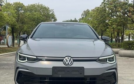 Volkswagen Golf VIII, 2021 год, 1 550 334 рублей, 2 фотография