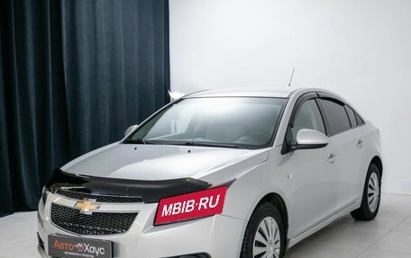 Chevrolet Cruze II, 2011 год, 860 000 рублей, 3 фотография