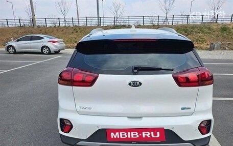KIA Niro I, 2021 год, 1 810 000 рублей, 8 фотография