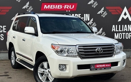 Toyota Land Cruiser 200, 2014 год, 4 500 000 рублей, 1 фотография