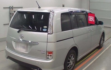 Toyota ISis I, 2012 год, 1 090 000 рублей, 3 фотография