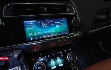 Jaguar I-Pace I, 2019 год, 3 990 000 рублей, 29 фотография