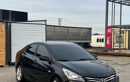 Hyundai Solaris II рестайлинг, 2014 год, 1 070 000 рублей, 2 фотография