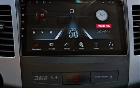 Mitsubishi Outlander III рестайлинг 3, 2012 год, 1 390 000 рублей, 9 фотография