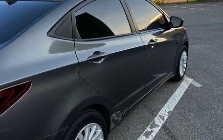 Hyundai Solaris II рестайлинг, 2011 год, 600 000 рублей, 6 фотография