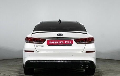 KIA Optima IV, 2019 год, 1 997 500 рублей, 6 фотография