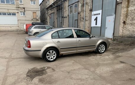 Skoda Superb III рестайлинг, 2005 год, 430 000 рублей, 1 фотография