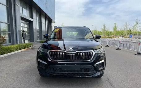 Skoda Kodiaq I, 2022 год, 2 000 666 рублей, 2 фотография