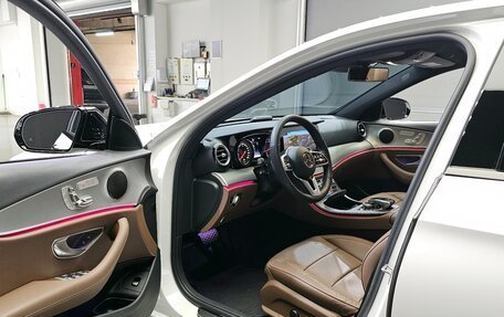 Mercedes-Benz E-Класс, 2020 год, 2 917 334 рублей, 6 фотография
