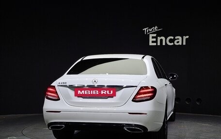 Mercedes-Benz E-Класс, 2020 год, 2 917 334 рублей, 4 фотография